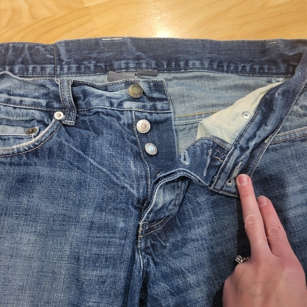 Armani Exchange Men's Relaxed Leg Jeans Size 33 - Picture 3 of 9